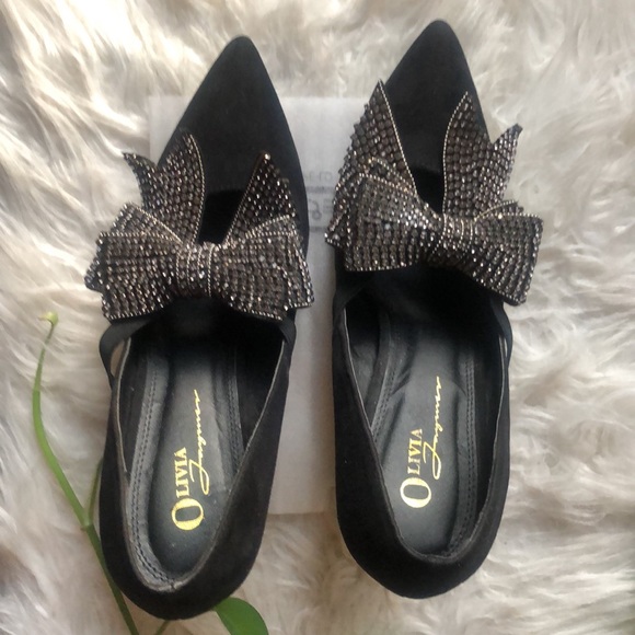 Olivia Jaymes Gorgeous Black Faux Suede Pumps with Rhinestone Bow Design! Sz 8.5 - Picture 5 of 9